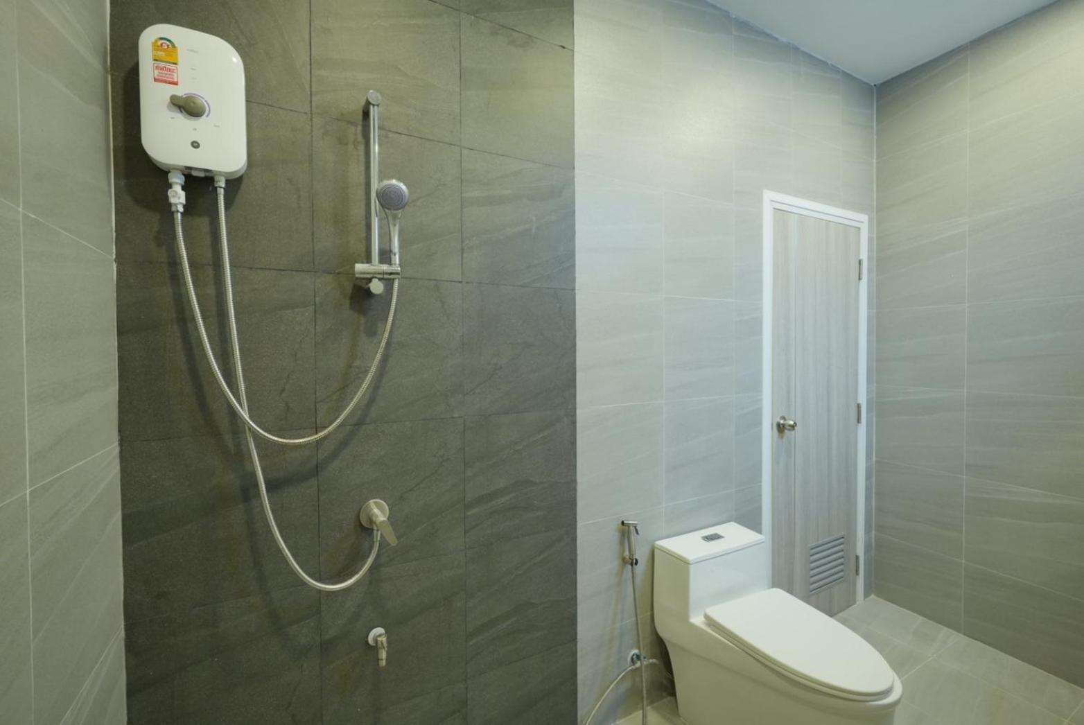 Hidden Dragon X Yaowarat Road Apartment Bangkok Ngoại thất bức ảnh